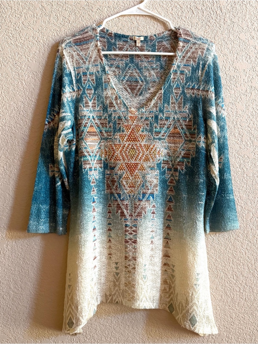 Reba Women's 3/4 Sleeve Top Embellished Size L Western Bling Sharkbite Hem